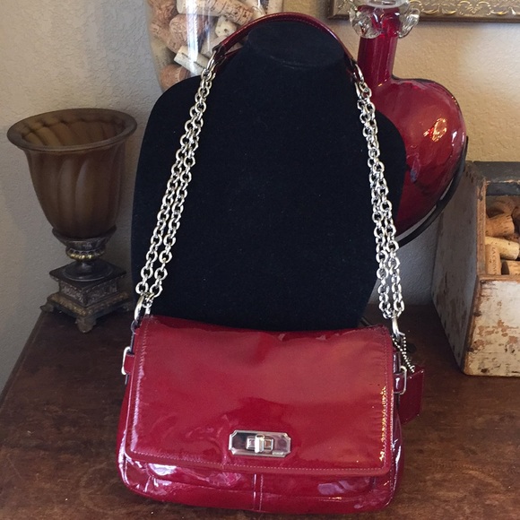 Coach Handbags - Coach patent leather purse